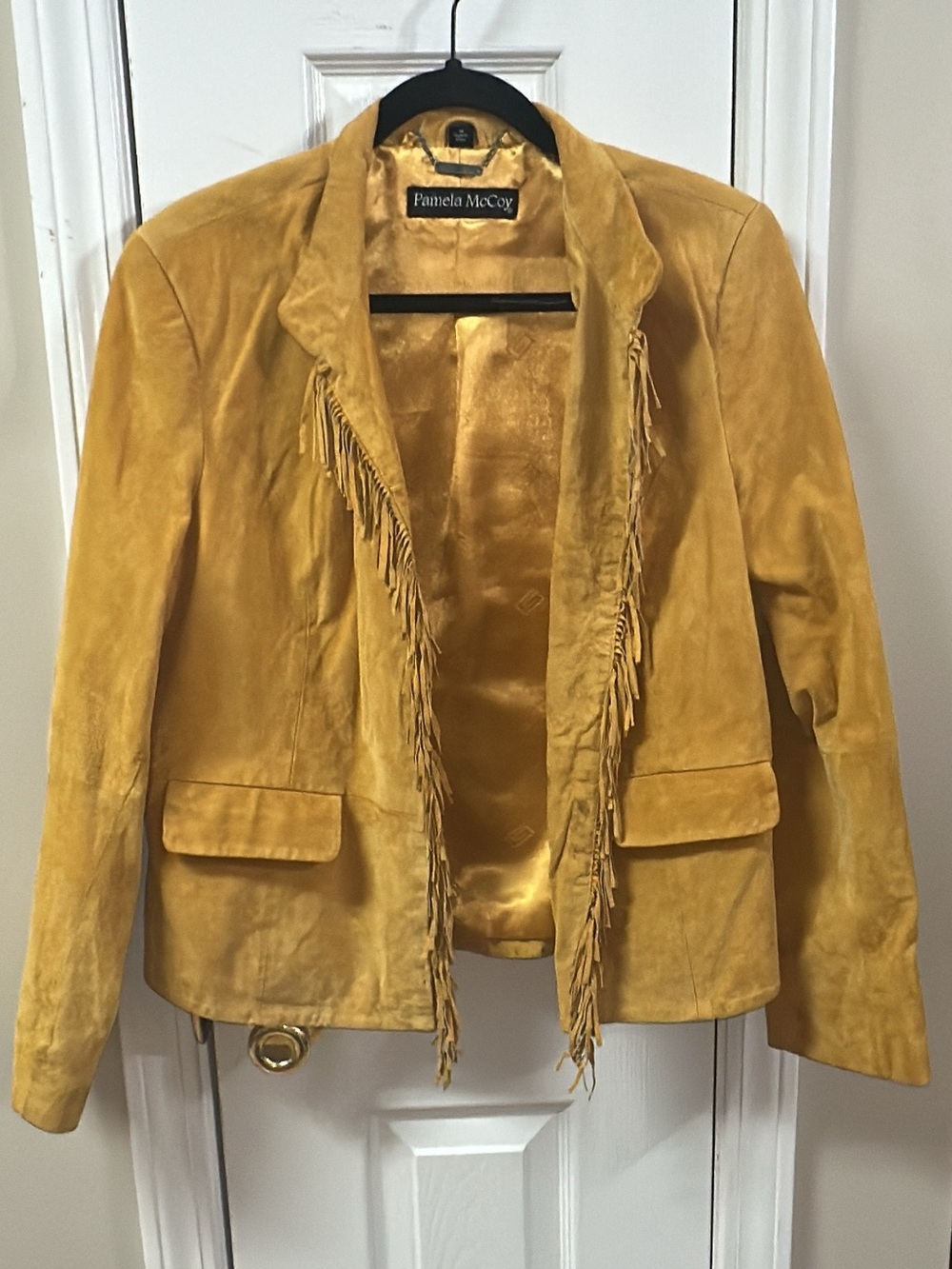 Pamela McCoy Mustard Suede Fringe Blazer (see las 3 pics for flows( (mix32)